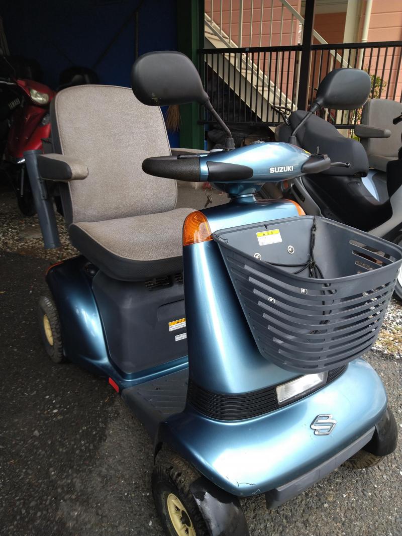SUZUKI 電動セニアカー ED4T